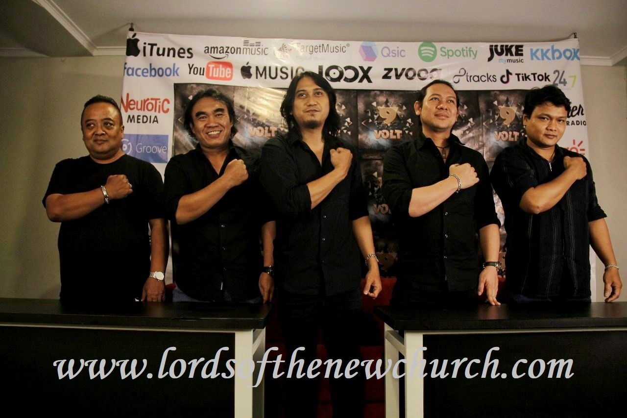 9 Volt Grup Band Rock Asal Surabaya